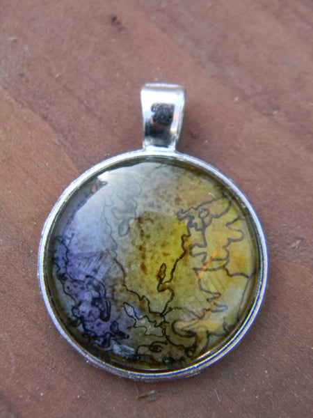 Pendentif oeuvre à porter