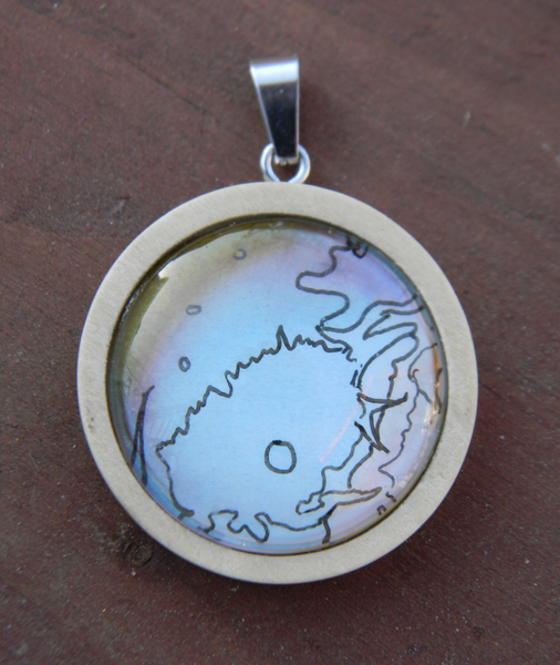 Pendentif oeuvre à porter